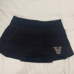 Lululemon Pace Revival Skirt - Villanova logo